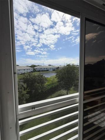 424 Richmond C Deerfield Beach FL 33442