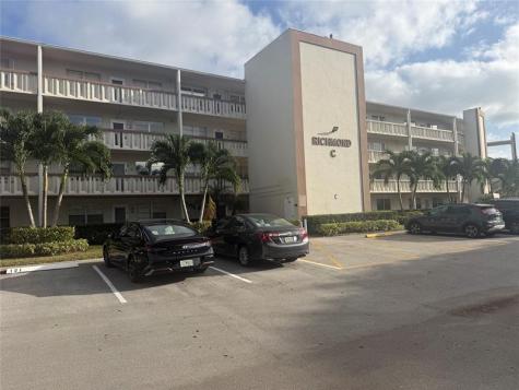 424 Richmond C Deerfield Beach FL 33442