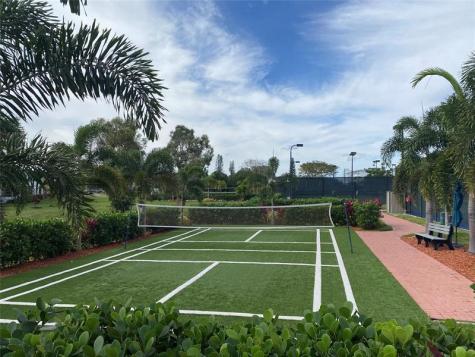 424 Richmond C Deerfield Beach FL 33442