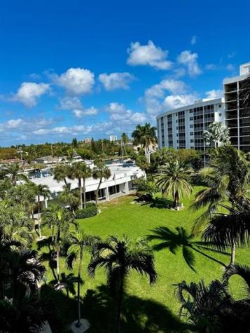 2731 NE 14th Street Causeway Pompano Beach FL 33062