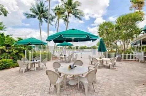 1831 S Sabal Palm Drive Davie FL 33324