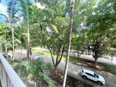 1805 Sans Souci Boulevard North Miami FL 33181