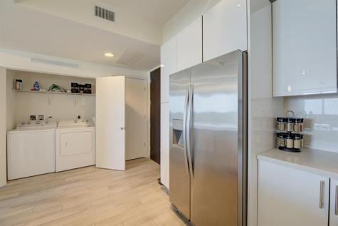 999 SW 1st Avenue Miami FL 33130