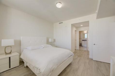 999 SW 1st Avenue Miami FL 33130