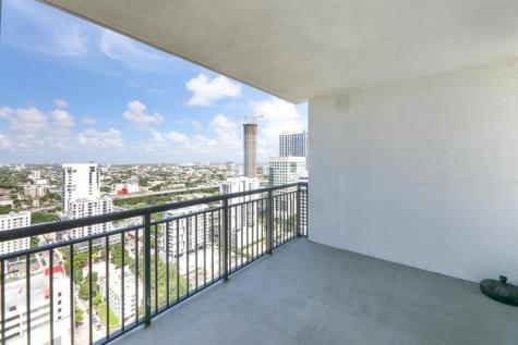 999 SW 1st Avenue Miami FL 33130