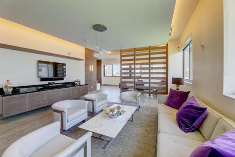 999 SW 1st Avenue Miami FL 33130