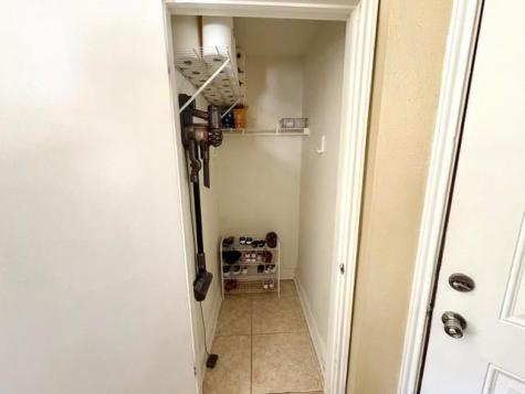 2371 NW 33rd Street Oakland Park FL 33309