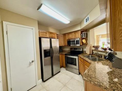 2371 NW 33rd Street Oakland Park FL 33309