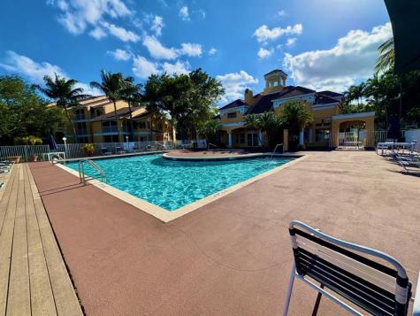 2371 NW 33rd Street Oakland Park FL 33309