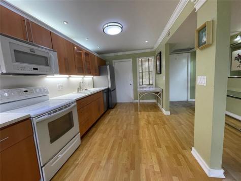 3051 S Palm Aire Drive Pompano Beach FL 33069