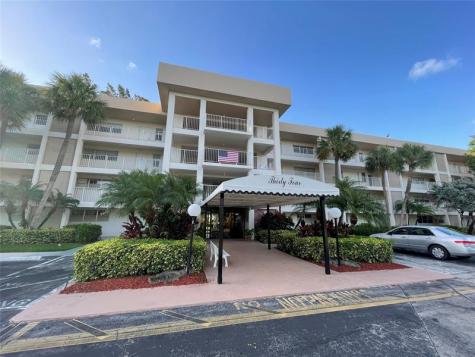 3051 S Palm Aire Drive Pompano Beach FL 33069