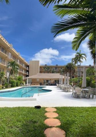 2145 Pierce Street Hollywood FL 33020