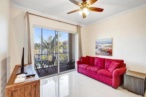 3600 Oaks Clubhouse Drive Pompano Beach FL 33069