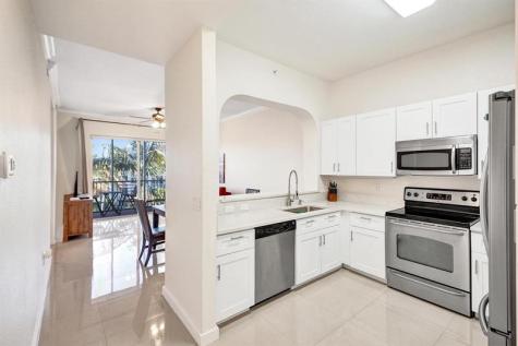 3600 Oaks Clubhouse Drive Pompano Beach FL 33069