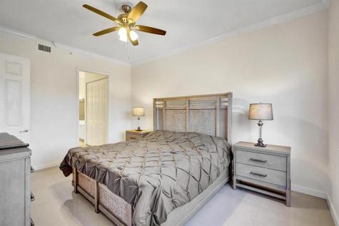 3600 Oaks Clubhouse Drive Pompano Beach FL 33069