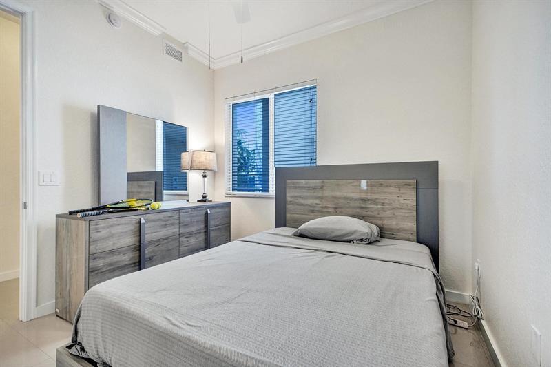 3600 Oaks Clubhouse Drive Pompano Beach FL 33069