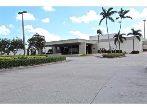 2202 Lucaya Bend Coconut Creek FL 33066