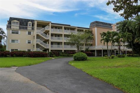 3475 Broken Woods Drive Coral Springs FL 33065