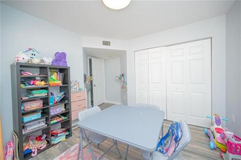 2841 NE 185th Street Miami FL 33180