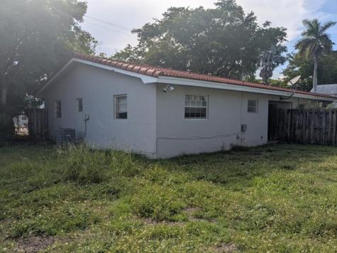 17367 SW 95th Avenue Palmetto Bay FL 33157