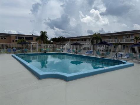 2141 NE 1st Court Boynton Beach FL 33435