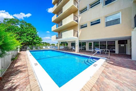 3581 S Ocean Boulevard South Palm Beach FL 33480