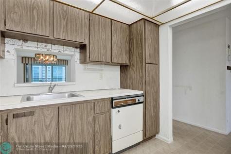 131 SE 3rd Avenue Dania Beach FL 33004