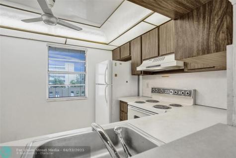 131 SE 3rd Avenue Dania Beach FL 33004