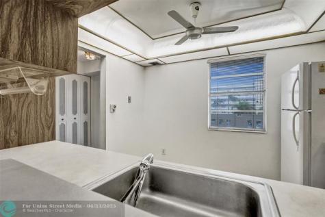 131 SE 3rd Avenue Dania Beach FL 33004