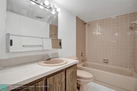 131 SE 3rd Avenue Dania Beach FL 33004