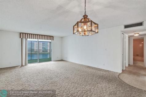 131 SE 3rd Avenue Dania Beach FL 33004