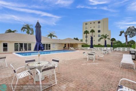131 SE 3rd Avenue Dania Beach FL 33004