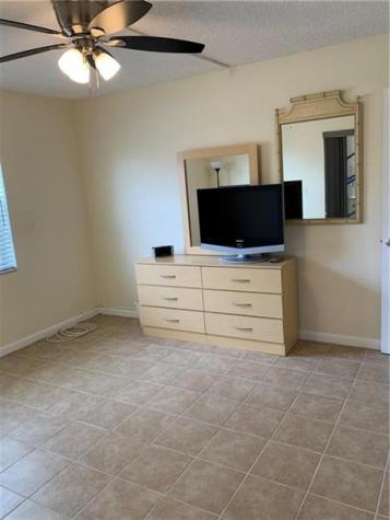 820 Flanders R Delray Beach FL 33484