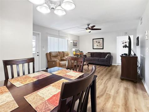 330 Knotty Pine Circle Greenacres FL 33463