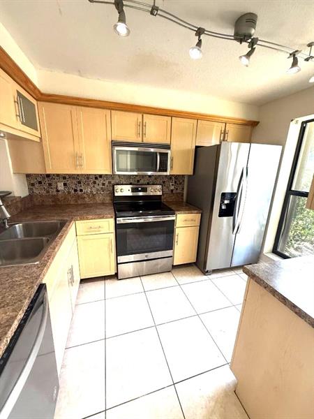 3070 S Oakland Forest Drive Oakland Park FL 33309