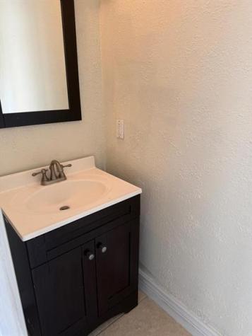3070 S Oakland Forest Drive Oakland Park FL 33309