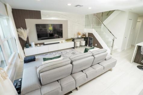 1236 NW 52nd Way Deerfield Beach FL 33442