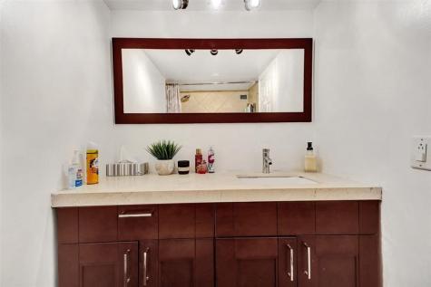6770 Indian Creek Drive Miami Beach FL 33141