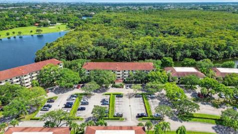 2908 S Carambola Circle Coconut Creek FL 33066