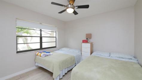 5616 Hammock Lane Lauderhill FL 33319