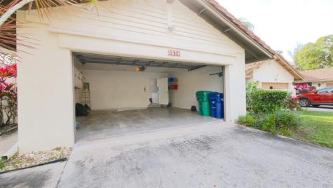 5616 Hammock Lane Lauderhill FL 33319