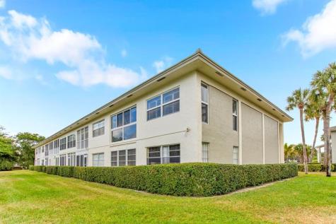 2708 Nassau Bend Coconut Creek FL 33066
