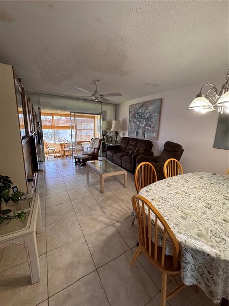 3500 NW 48th Lauderdale Lakes FL 33319