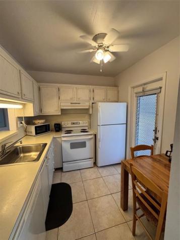 3500 NW 48th Lauderdale Lakes FL 33319