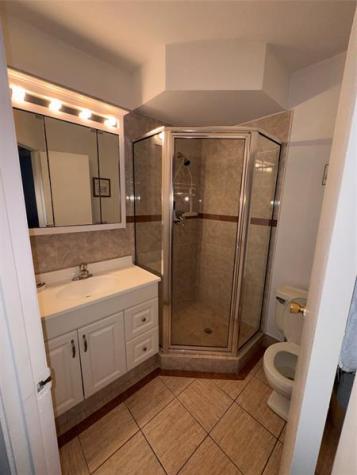 3500 NW 48th Lauderdale Lakes FL 33319