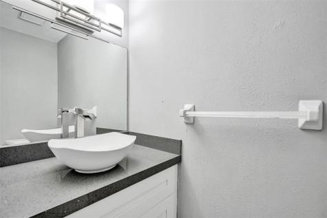 2255 NW 45th Avenue Coconut Creek FL 33066
