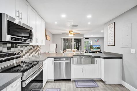 2255 NW 45th Avenue Coconut Creek FL 33066