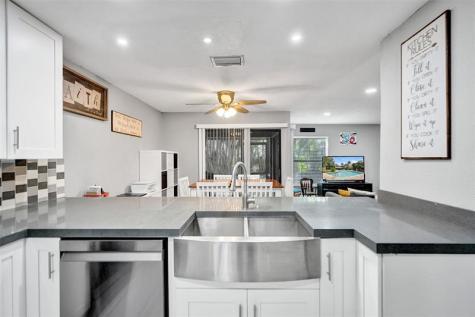 2255 NW 45th Avenue Coconut Creek FL 33066