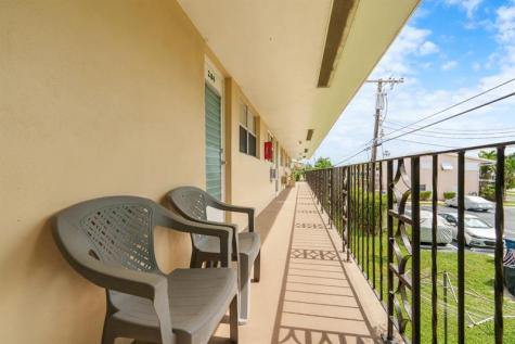 2106 NE 56th Court Fort Lauderdale FL 33308