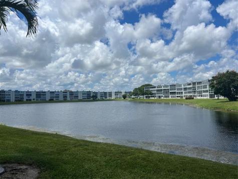 4053 Harwood E Deerfield Beach FL 33442